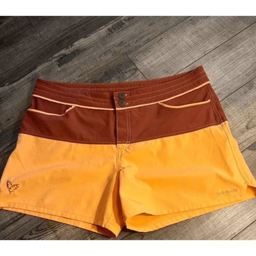 Patagonia 5" Shorts Orange Women's Medium 12 Hiking Athletic